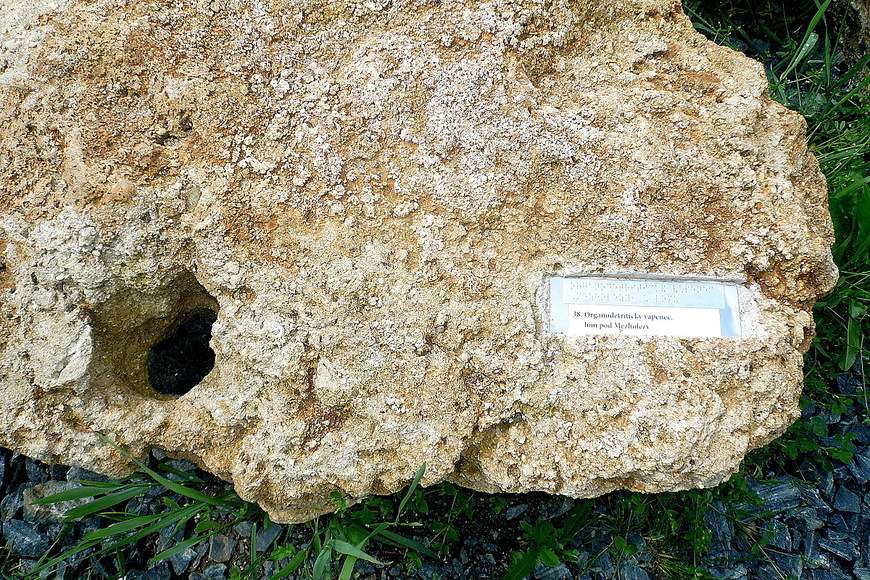 Geologicka expozice Cizkova skala (3)